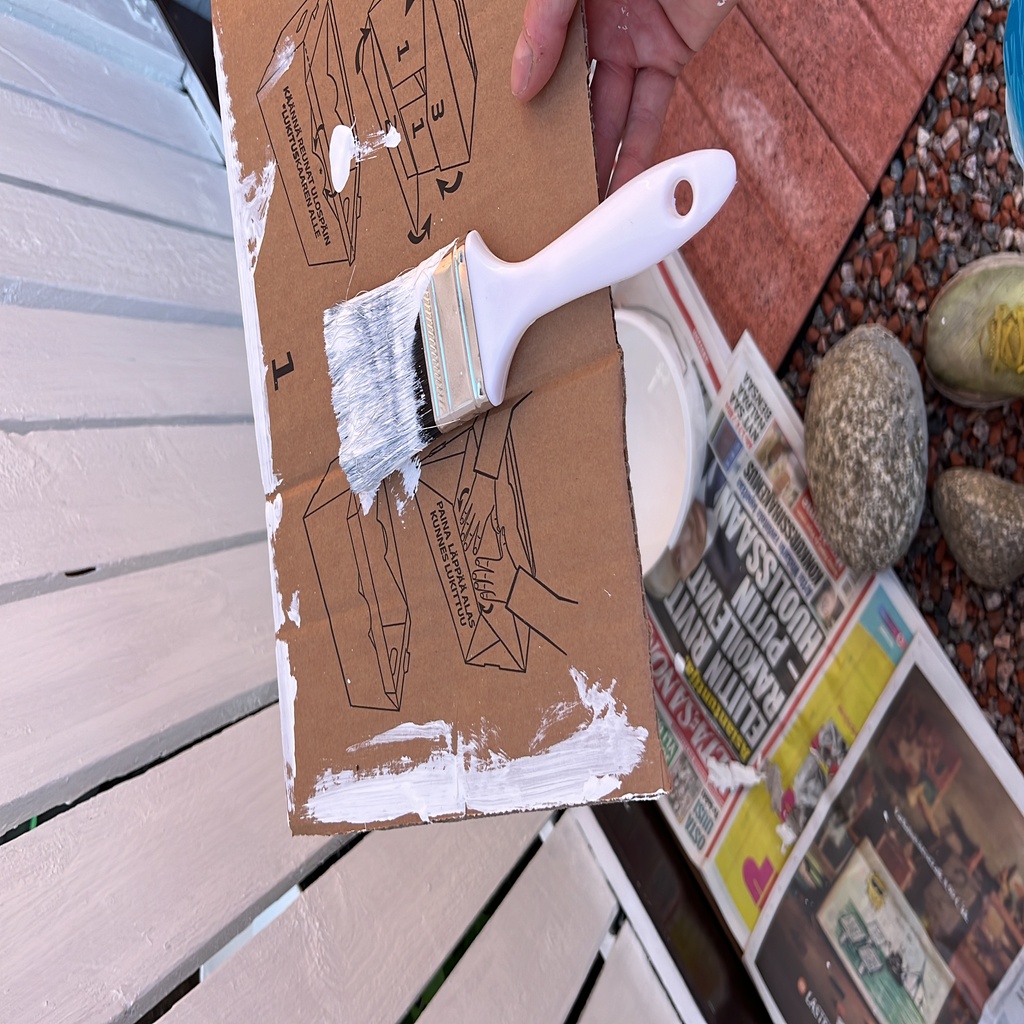 Aidan maalaus ulkotiloissa